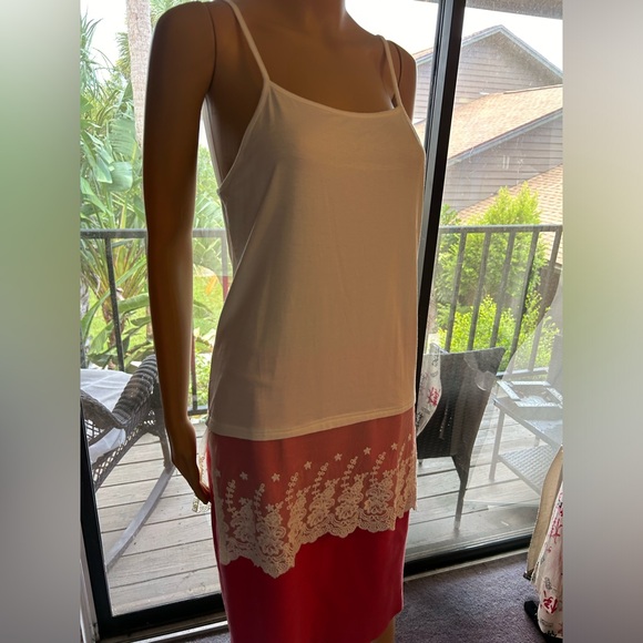 2 lace bottom camisole and tank. Sz S/M. - Picture 14 of 16